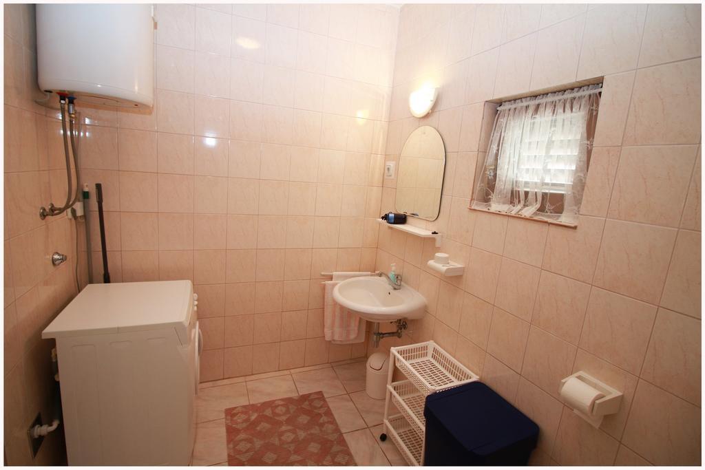 Apartment Benjamin โรกอซนิซา ภายนอก รูปภาพ